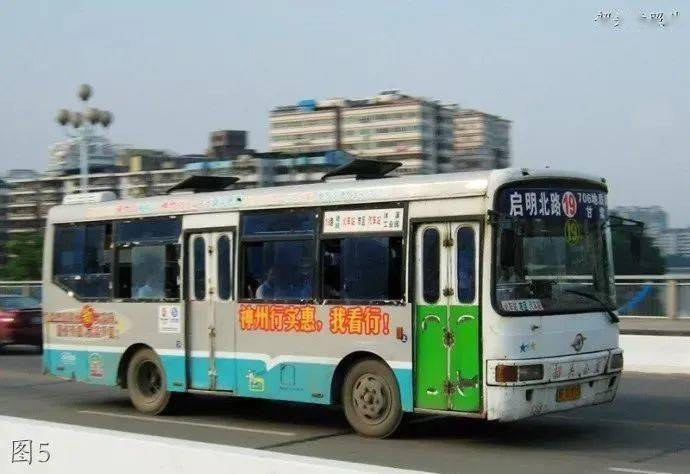 19路公交／启明北路（摄年待核）