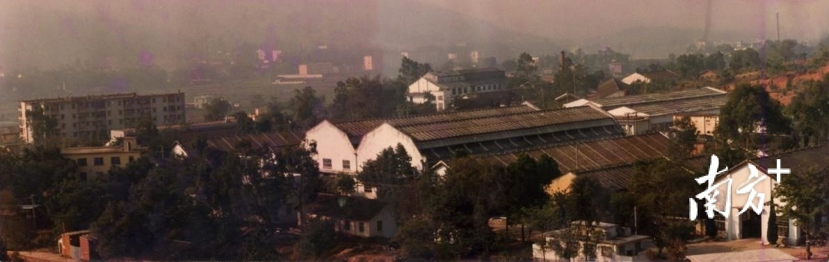 宏大齿轮厂改造前的厂区全景