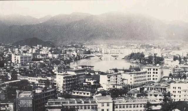 乐昌城区与河流